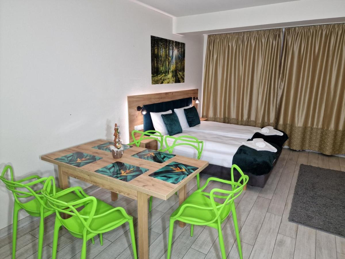 Agat Apartament Czarna Gora Sienna  Exteriér fotografie